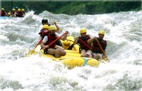 Ecoadventures' Full-Day Class III & IV Pacuare River Rafting with Lunch