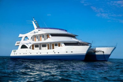 Galapagos Luxury Mega Catamaran M/C Ocean Spray