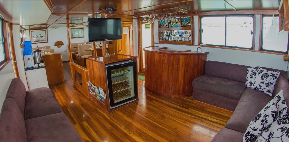 Bar/Lounge, Galapagos Yacht M/Y Aqua