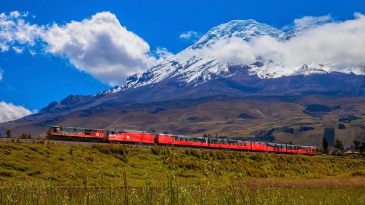Tren Crucero, luxury train of Ecuador as it wends through Ecuador's majestic landscapes.