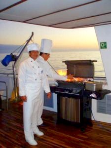 Bar-B-Que, Catamaran M/C Galapagos Journey III