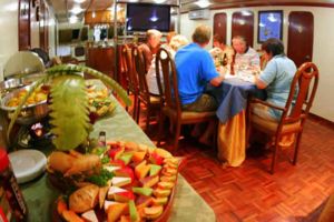 Inside Dining, Catamaran M/C Galapagos Journey III