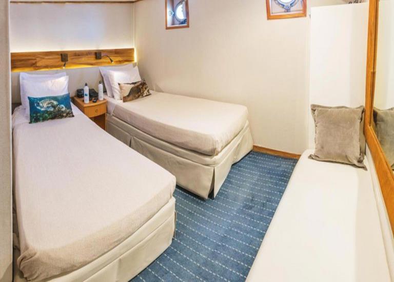Galapagos Yachts M/Y Coral I & M/Y Coral II Standard Plus Cabin