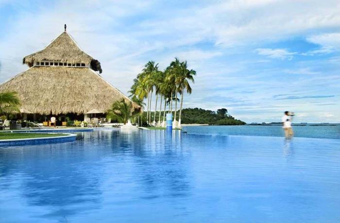 Infinity Swimminig Pool, Intercontinental Hotel, Playa Bonita, Panama