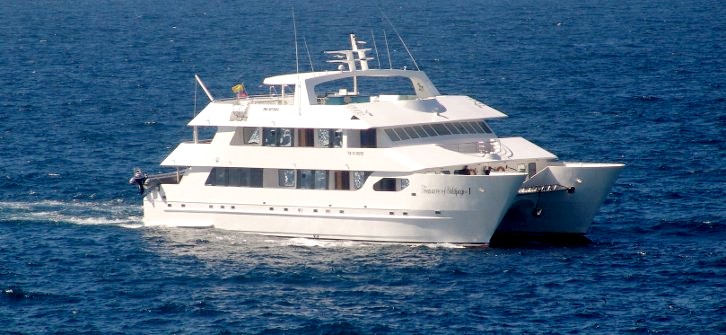 Galapagos Catamaran M/C Treasure of Galapagos