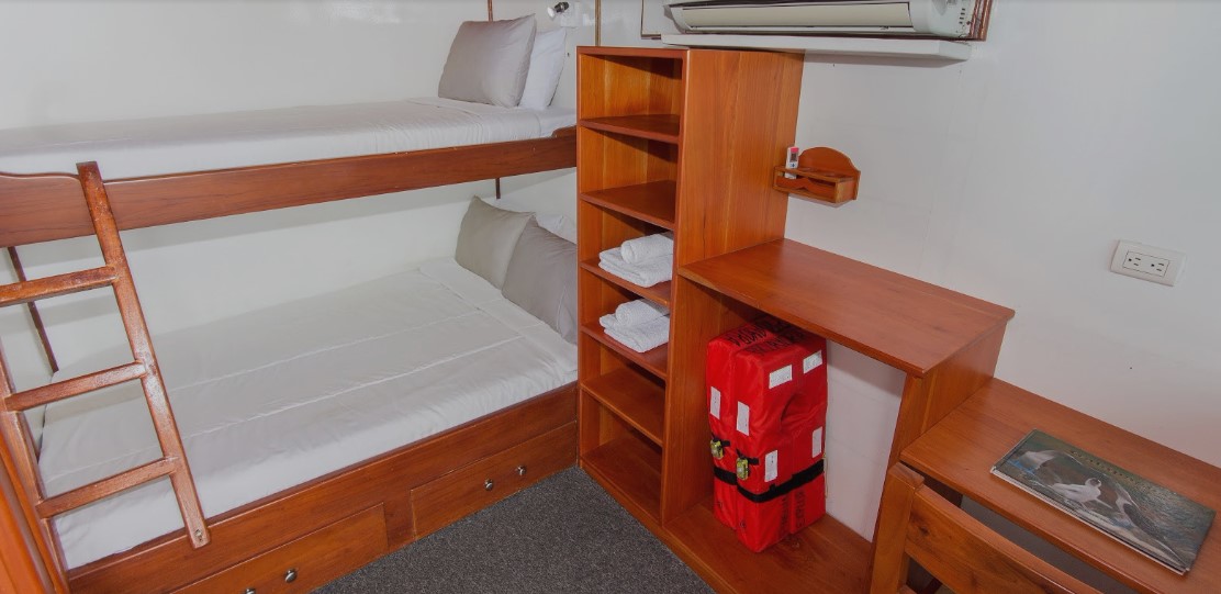 Triple Cabin, Galapagos Yacht M/Y Aqua